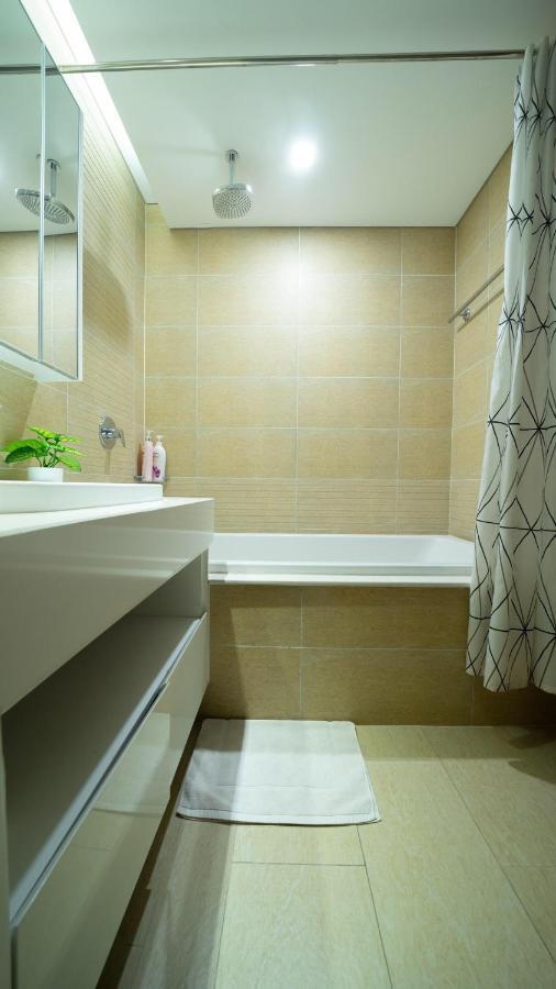 Bom Homes- Vinhomes Metropolis-Service Apartment ฮานอย ภายนอก รูปภาพ